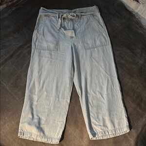 Soft flowy wide leg tencel blend crops size 10